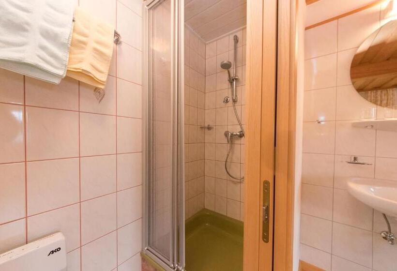 스탠다드 룸, Hainzbauer