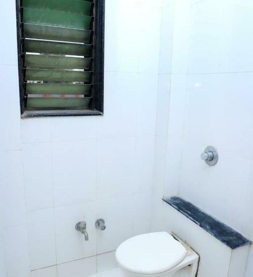 חדר דלוקס, Annapura Residency, Chalisgaon