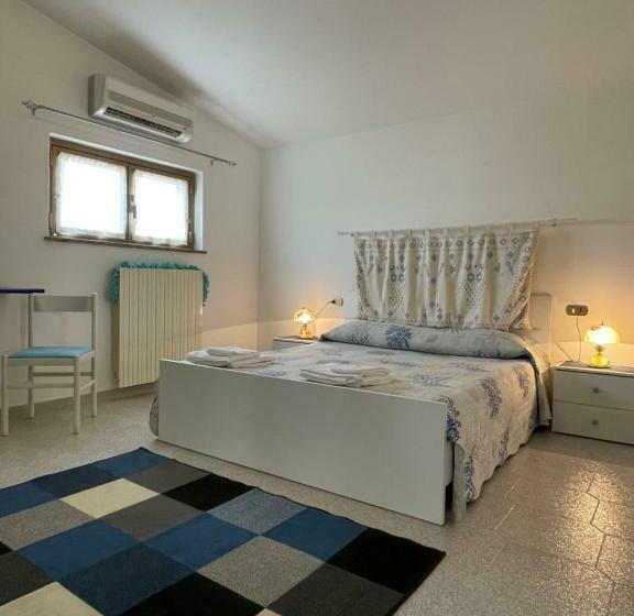 חדר סטנדרט עם מיטת קינג, Imperia85 Lt