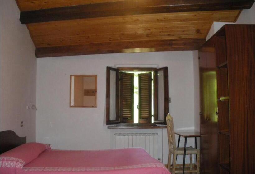 Номер Стандарт Трехместный, Agriturismo Orsaiola