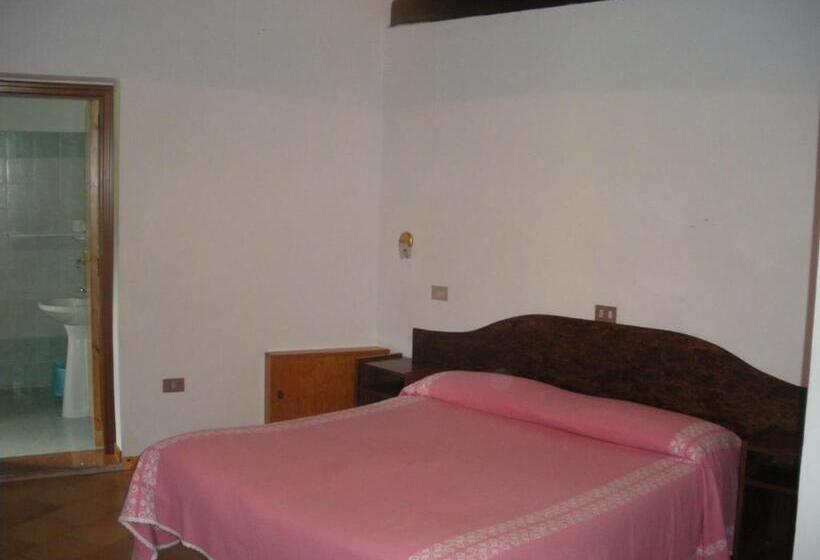 Четырехместный Номер Стандарт, Agriturismo Orsaiola