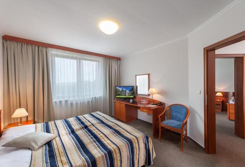 スタンダード４人部屋, April Hotel Panorama