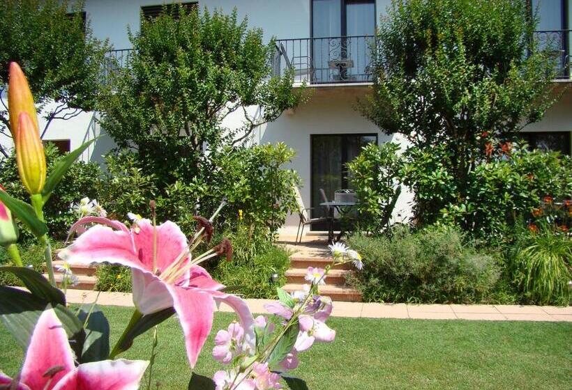 חדר משפחתי, Al Fiume