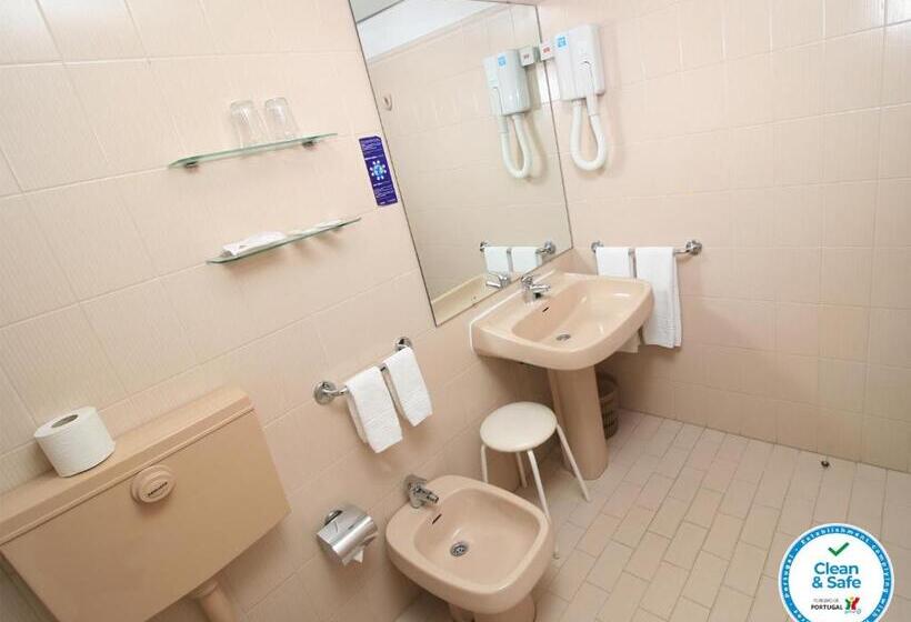 Номер Стандарт, Albergaria Quim Barreiros