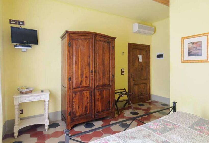 חדר סטנדרט, Albergo Da Annita   Room Only