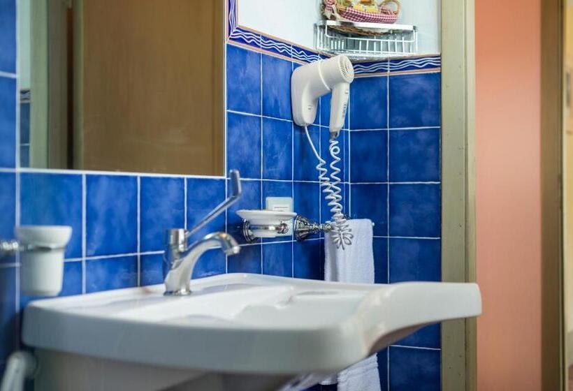 חדר סטנדרט, Albergo Da Annita   Room Only