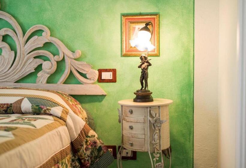 סוויטת ג'וניור, Albergo Da Annita   Room Only