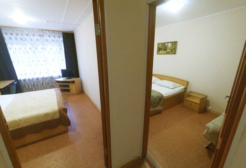 غرفة إقتصادية, Amaks Yubileinaya