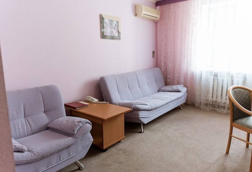 חדר סטנדרט יחיד, Amaks Yubileinaya