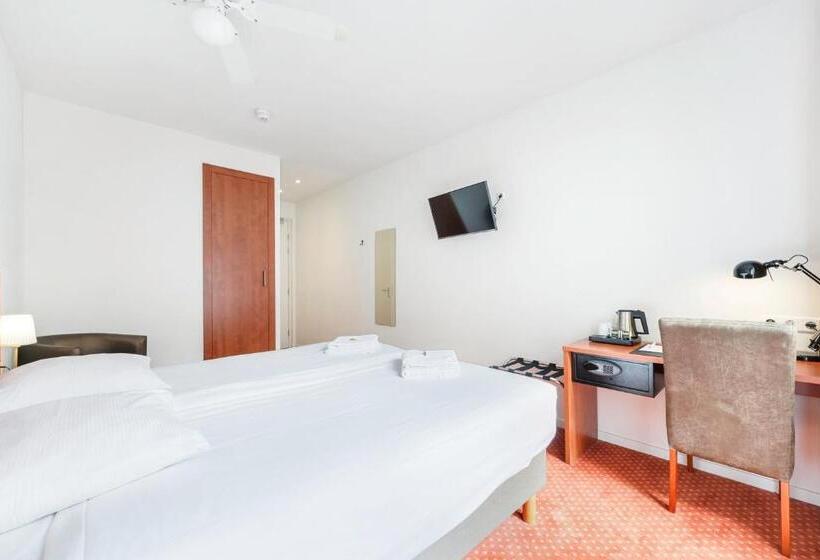 غرفة كومفورت, Ambassador City Centre