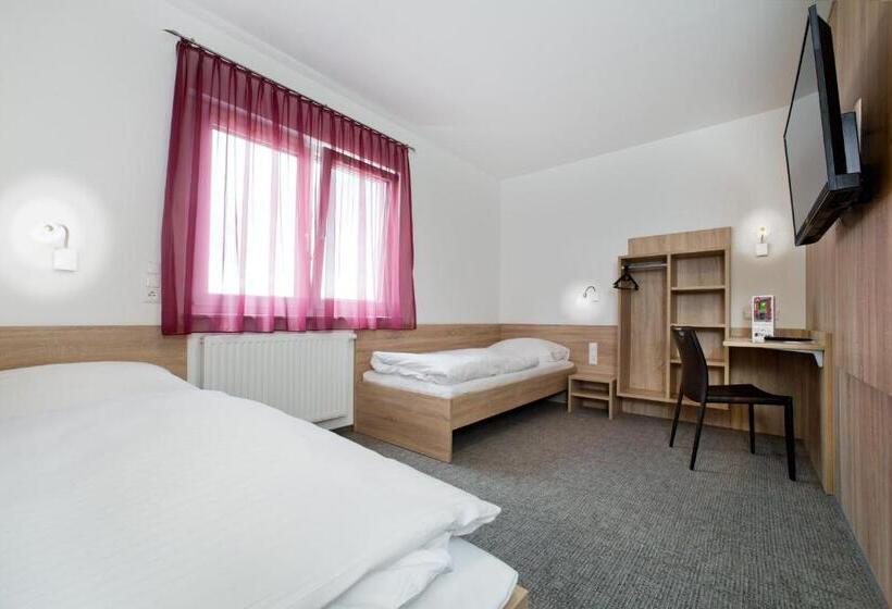 غرفة قياسية لذوى الاحتياجات الخاصة, Clever