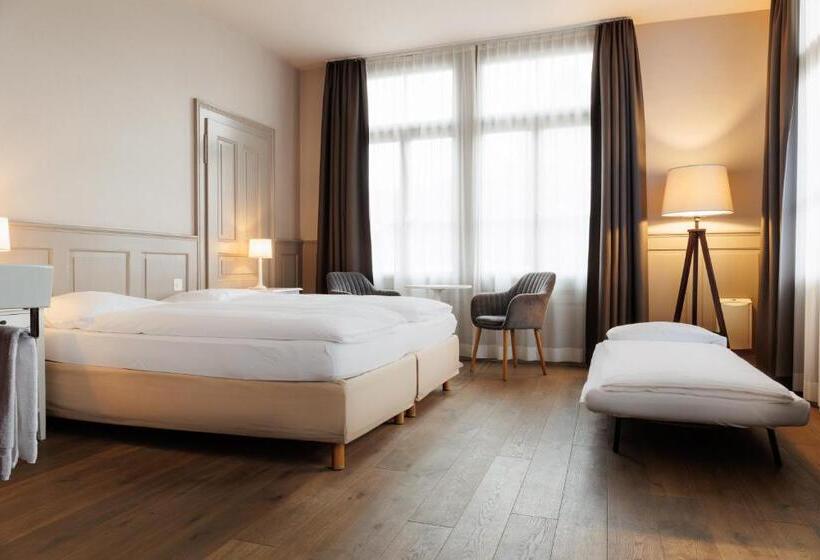 스탠다드 트리플 룸, Emmental