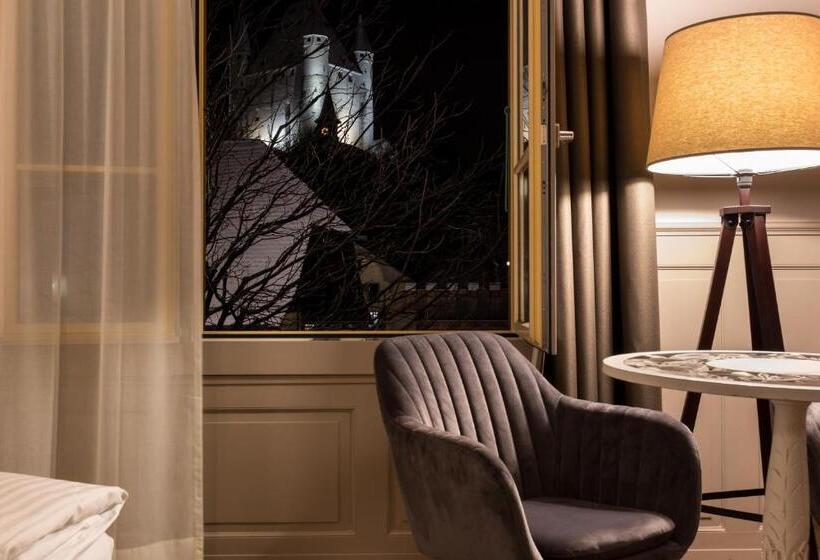 스탠다드 트리플 룸, Emmental