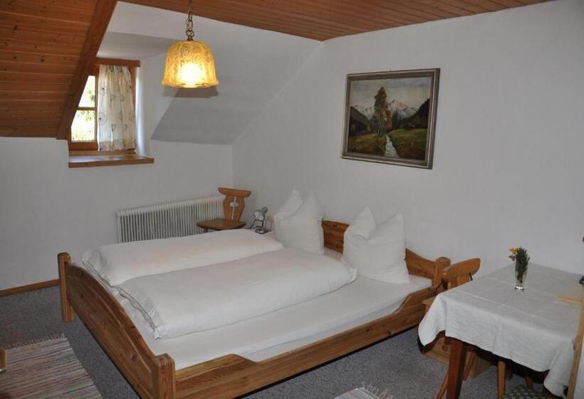 Номер Стандарт, Gasthof Neuwirt