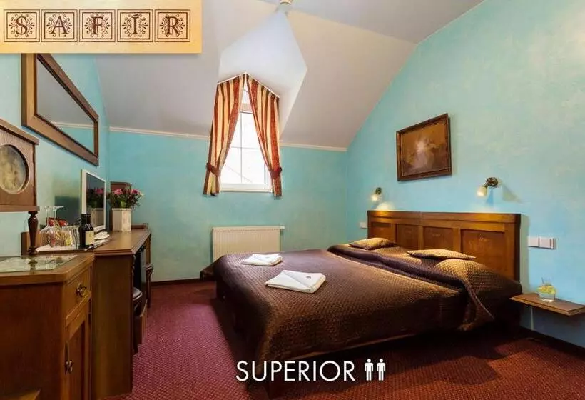 景色の見えるスーペリアルーム, Karlštejn & Spa