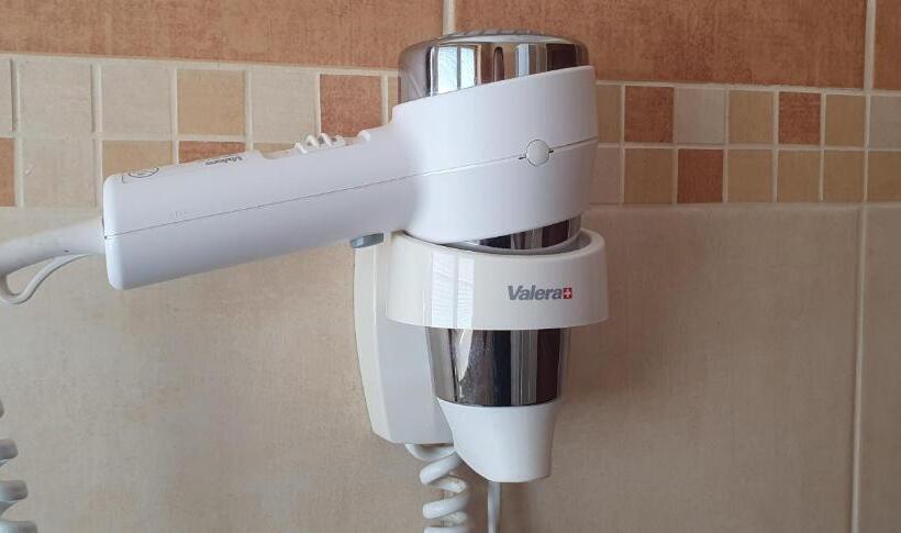 标准三人间, Karlštejn & Spa