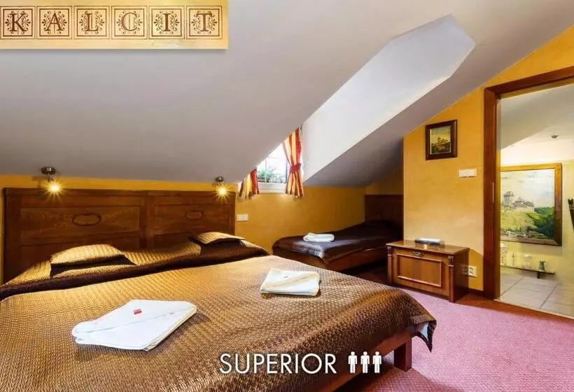 スタンダードトリプルルーム, Karlštejn & Spa