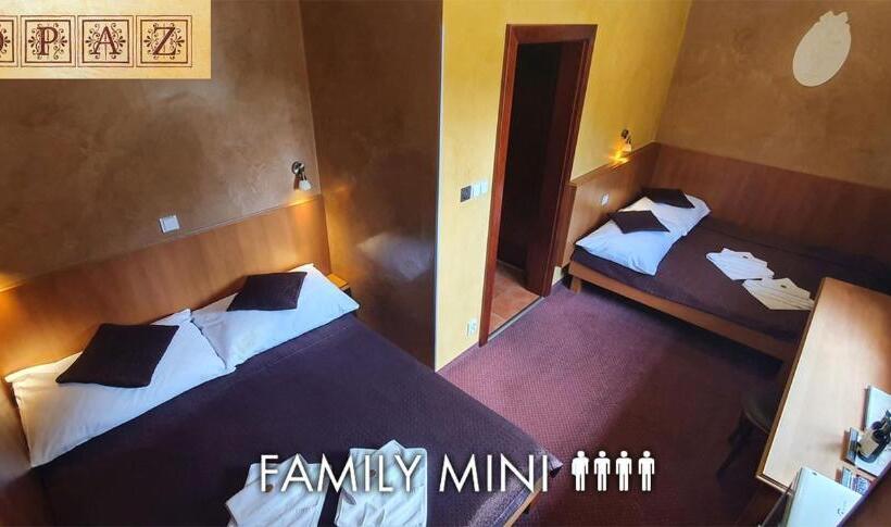 四人标准间, Karlštejn & Spa