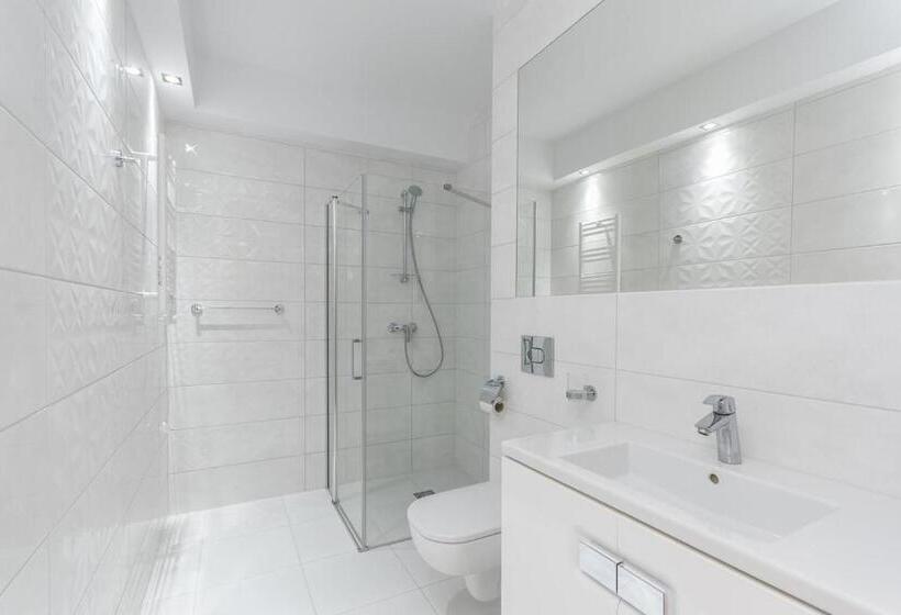 Люкс, Król Plaza Spa & Wellness