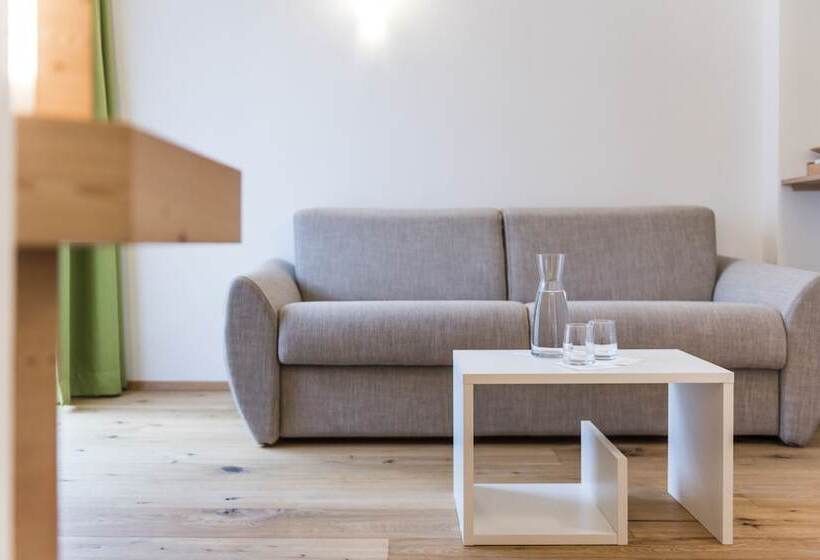 جناح, Paradies Pure Mountain Resort