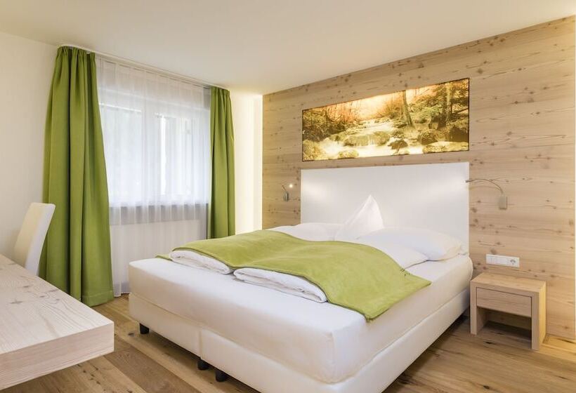 Люкс, Paradies Pure Mountain Resort