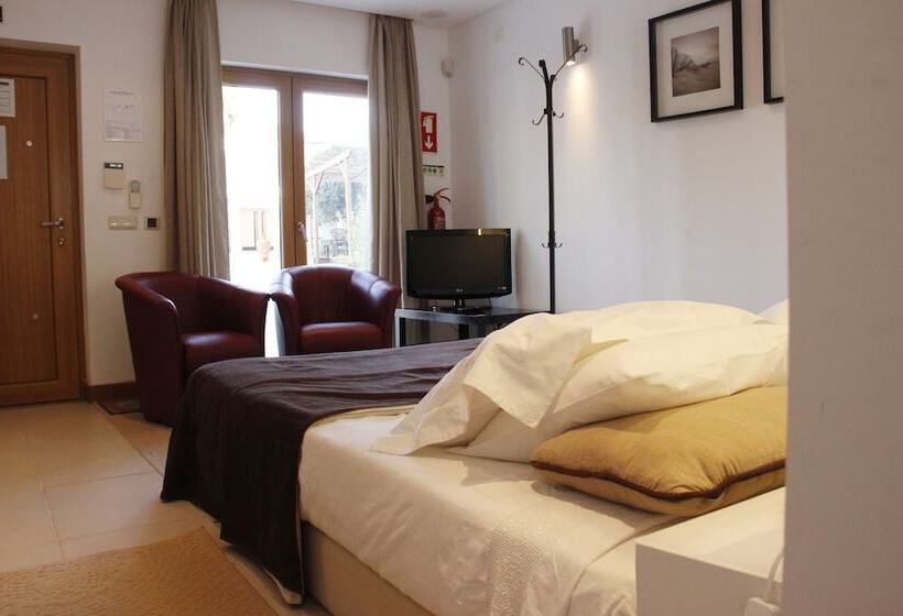 استودیوی استاندارد, Quinta Do Molinu