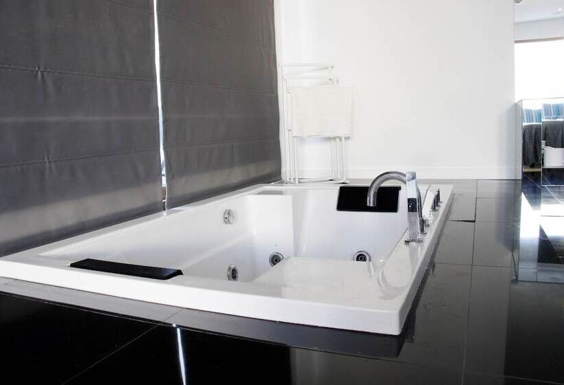 سوییت لوکس, Quinta Do Molinu