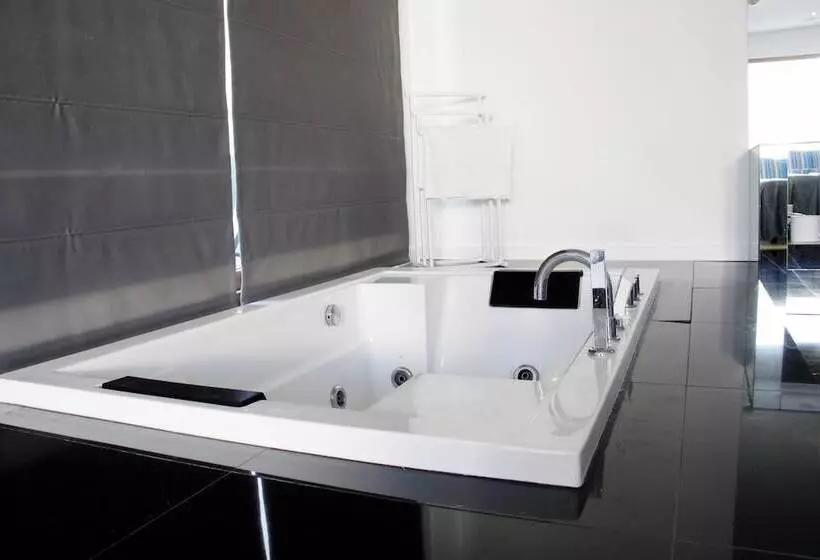 デラックススイート, Quinta Do Molinu