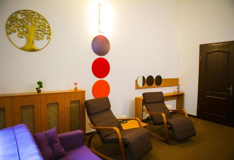 Camera Deluxe Vista Giardino, Regal