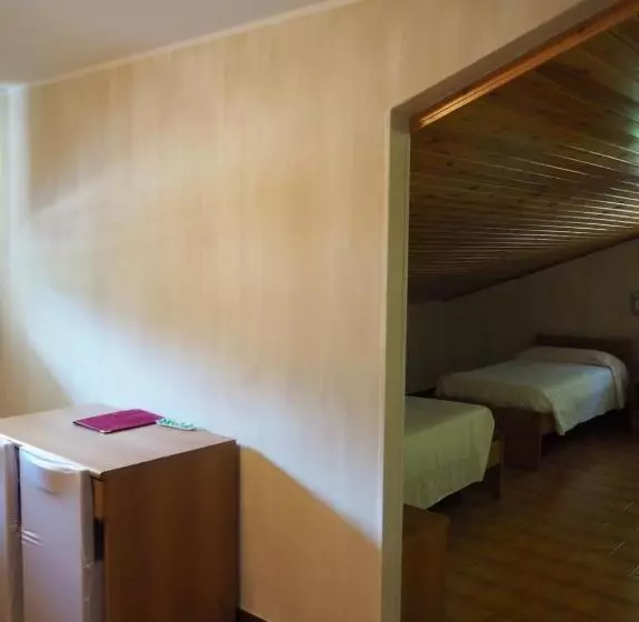 スタンダード4人部屋, Riposo