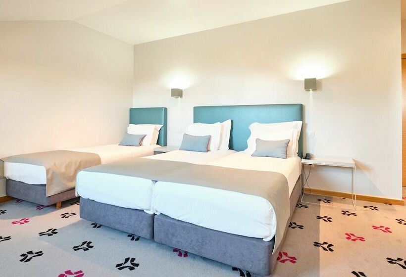 اتاق استاندارد سه نفره, Sintra Bliss