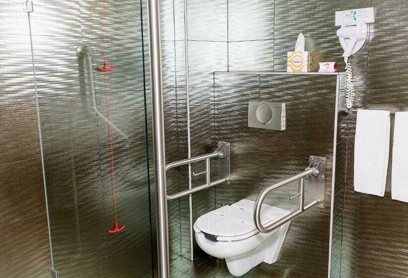 اتاق اکونومی, Sintra Bliss