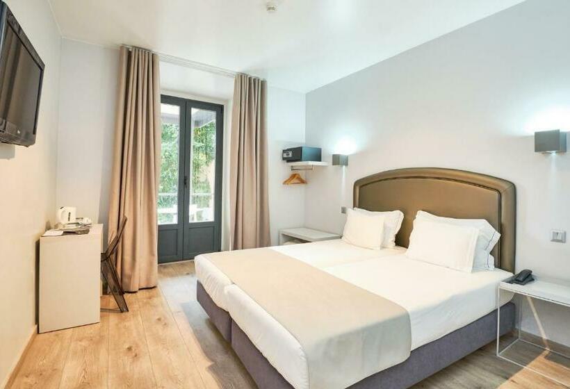 اتاق اکونومی, Sintra Bliss