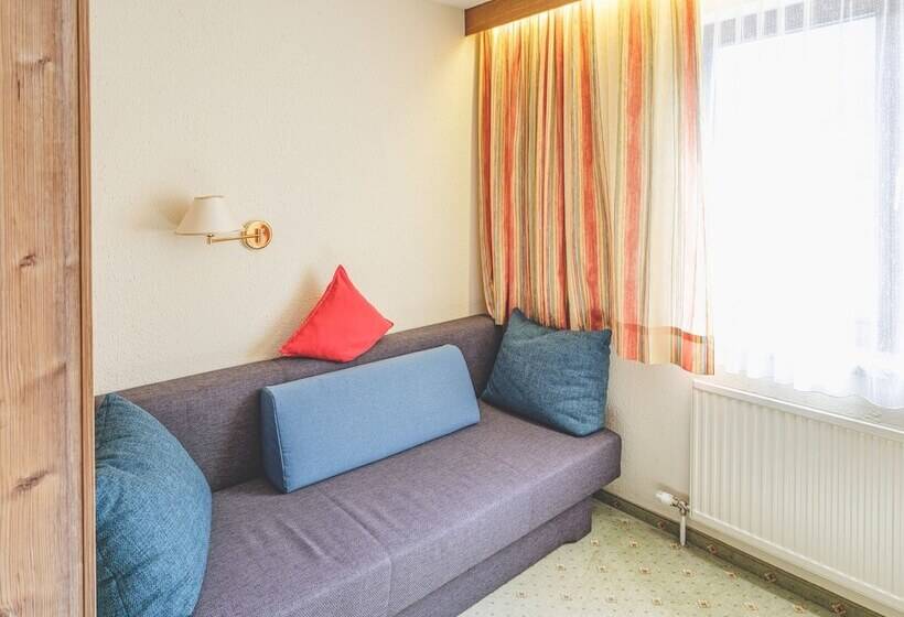 패밀리 룸, Styrolerhof