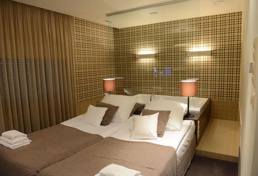 חדר סטנדרט עם ג'קוזי, Wawrzyniak