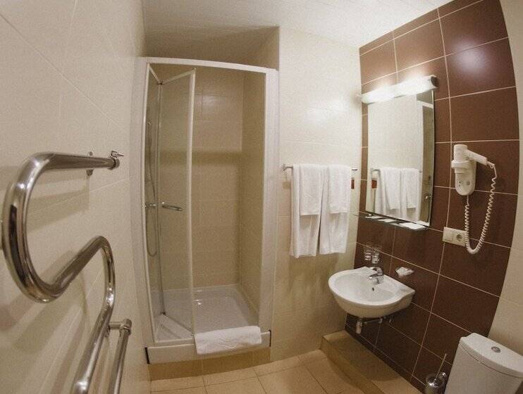 디럭스 룸, Yahonty Istra