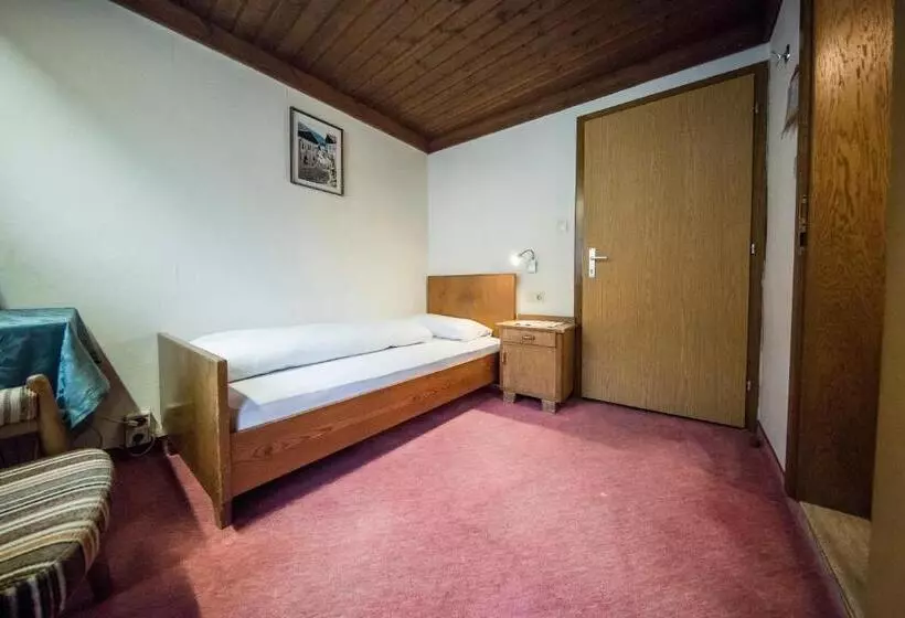 Standard Yhden Hengen Huone, Gasthof Moarwirt