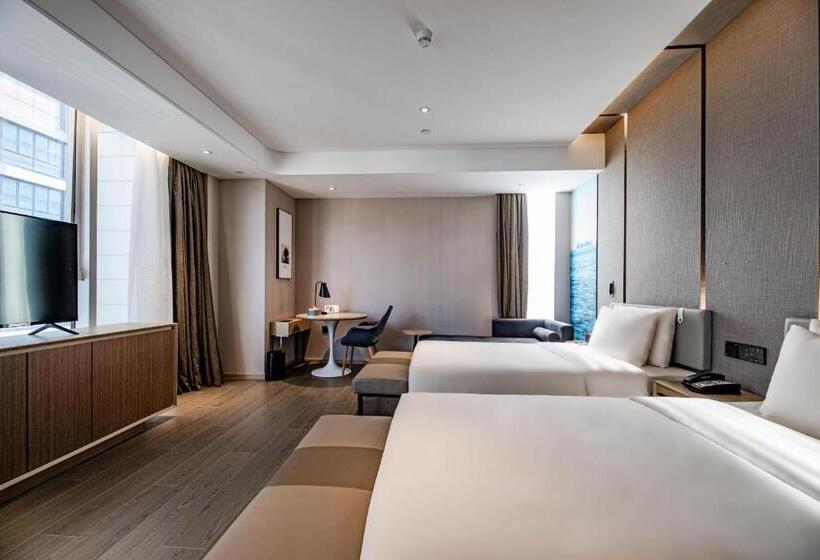 Номер Deluxe, Atour S Hotel Shenzhen Longgang Zhonghaixing