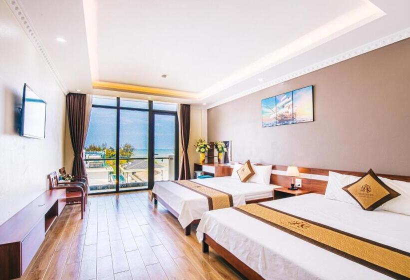 اتاق خانوادگی با چشم‌انداز دریا, Maldives Hotel   Flc Sầm Sơn