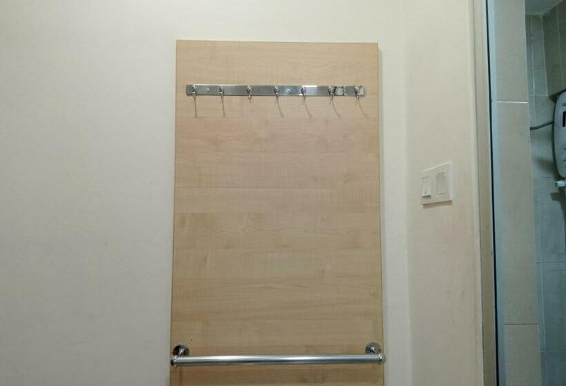 スタンダードシングルルーム, Avenue Bangi