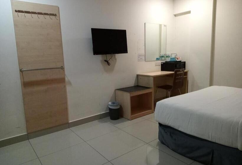 スタンダードルーム, Avenue Bangi