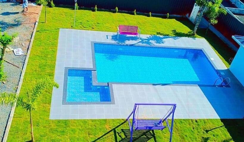 ビラホテル１ベッドルーム, The Lavender Resort Waynad