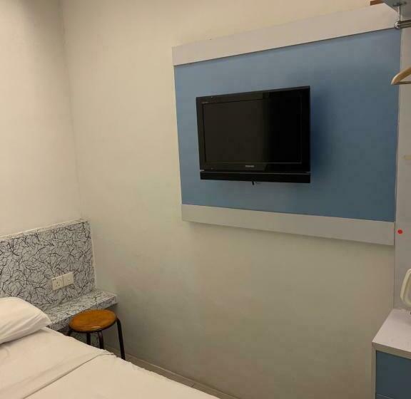 חדר אקונומי, Coastline