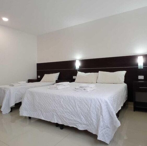 اتاق استاندارد سه نفره, Dinastia Boutique