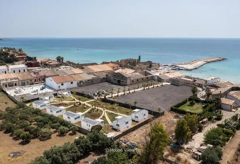 スタンダードバンガロー, Residence Il Borgo