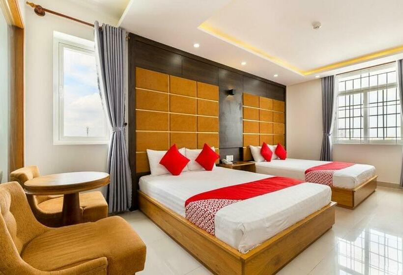 اتاق استاندارد چهار تخته, Khách Sạn Thiên Cung