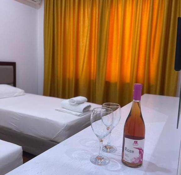 سوییت با چشم‌انداز دریا, 3b Suites Boutique