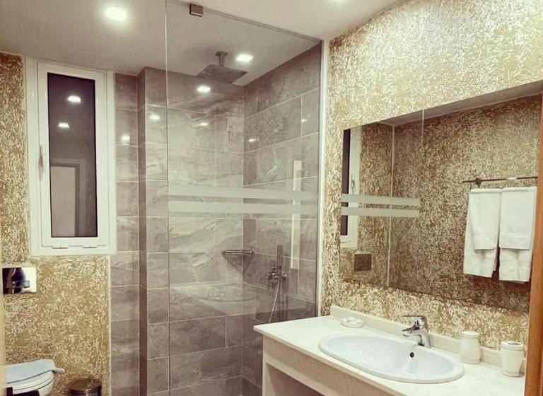 غرفة ديلوكس مطلّة علي البحر, 3b Suites Boutique