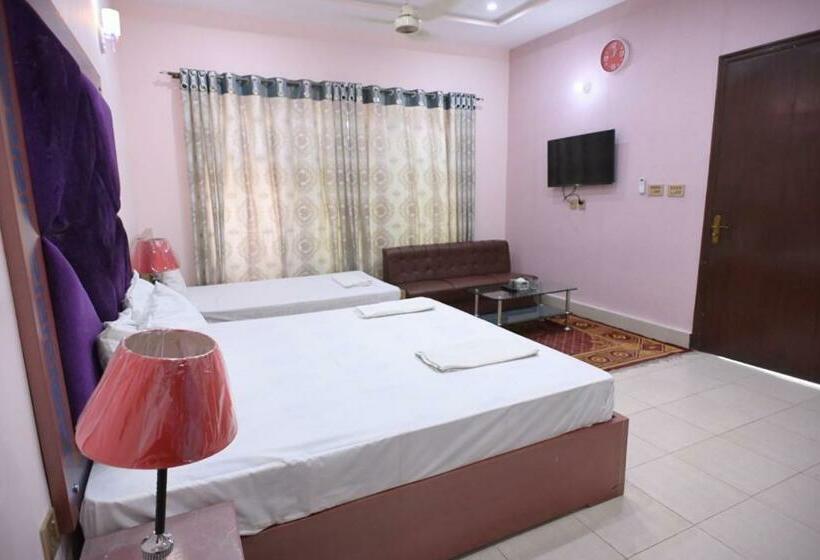 اتاق لوکس سه تخته, Shaheen Continental Multan