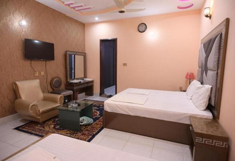 디럭스 룸, Shaheen Continental Multan